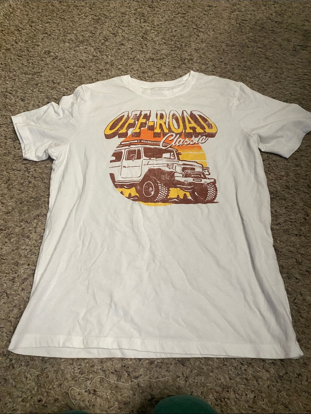 wonder nation White Short-Sleeve Tee with Yellow & Brown Off-Road Graphic
